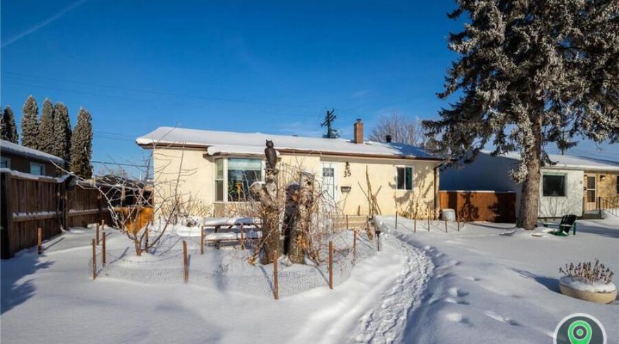 35 Arundel Road Winnipeg, Manitoba | Houses for Sale | Winnipeg | Winnipeg Home For Sale Listing 🏡
