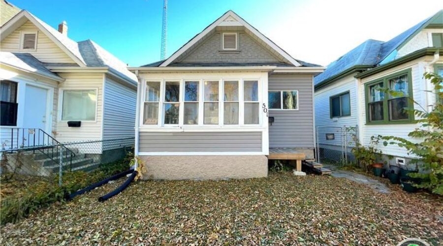 501 Simcoe Street Winnipeg, Manitoba | Houses for Sale | Winnipeg | Winnipeg Home For Sale Listing 🏡