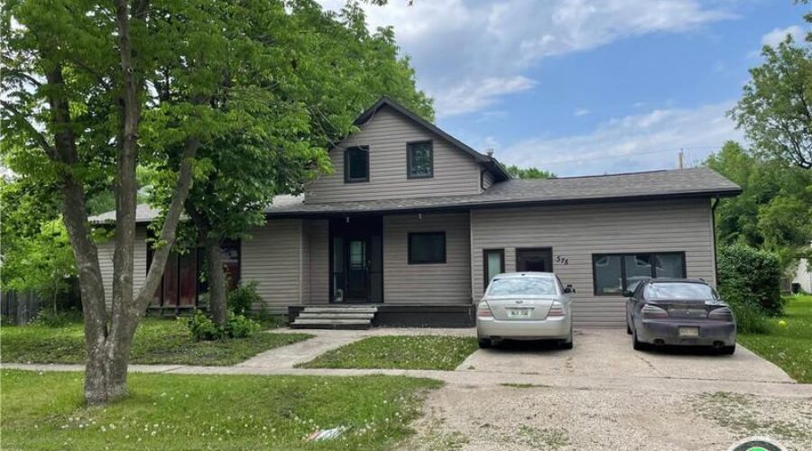 576 Klassen Avenue Gretna, Manitoba | Winnipeg Home For Sale Listing 🏡